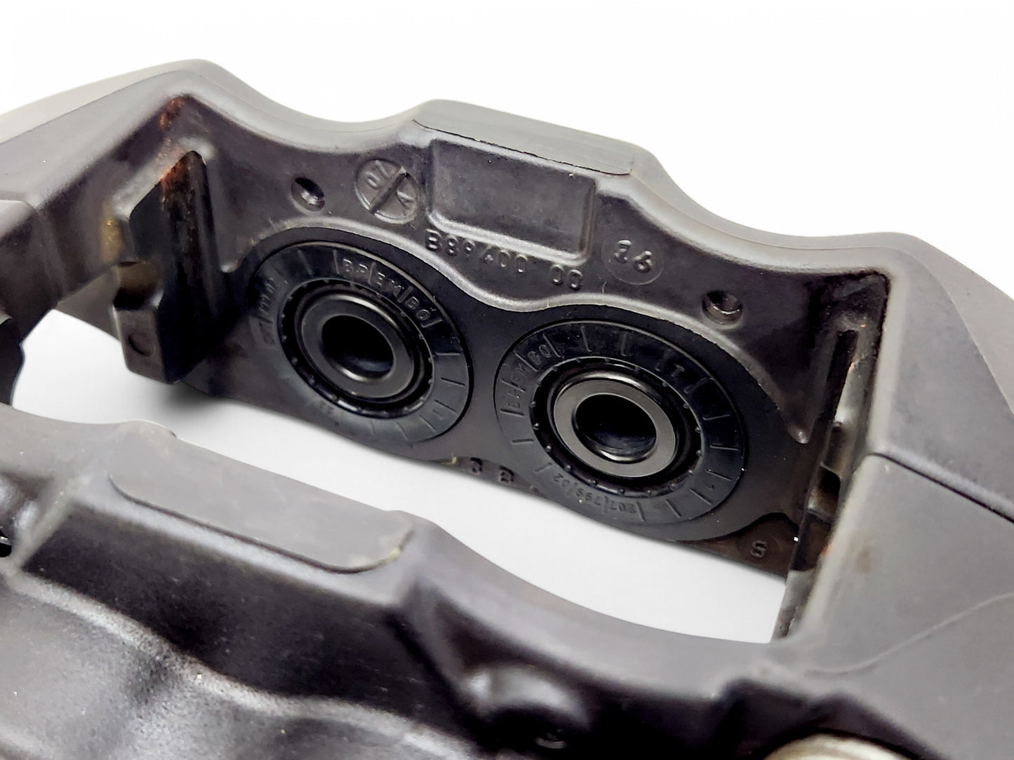 2016-2024 Chevy Camaro SS LT1 Rear Passenger Brembo Brake Caliper OEM GM