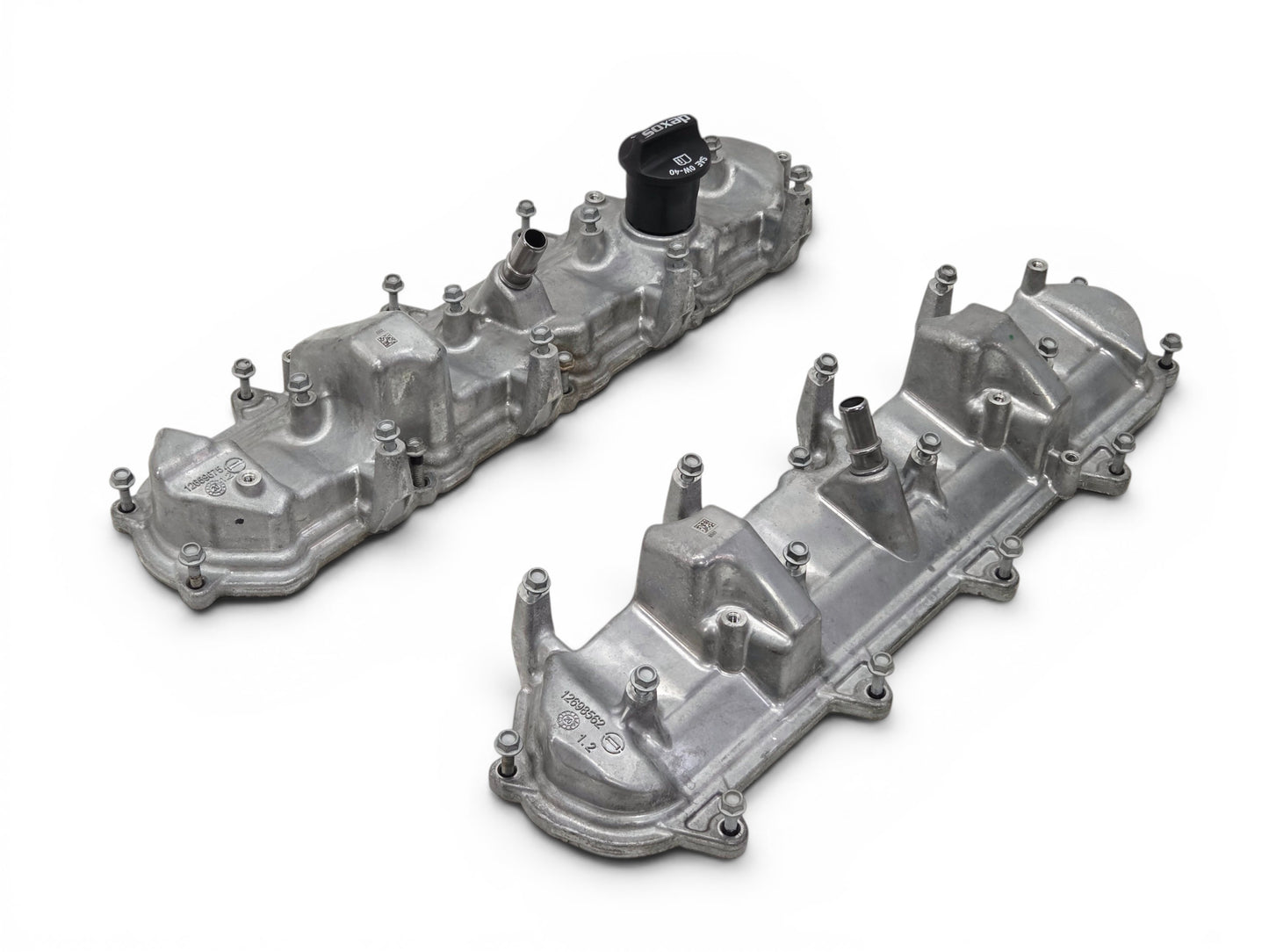 Send it Auto Parts OEM GM rocker arm valve covers for 2016-2024 LT1 LT4 engines, silver aluminum finish.