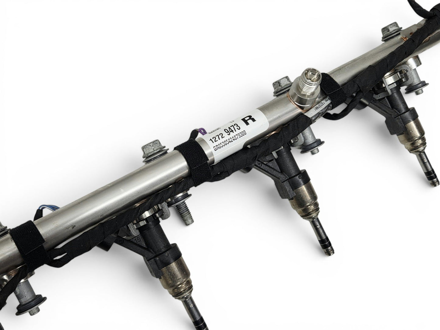 Send it Auto Parts OEM GM Gen V LT1 L86 fuel rail with injectors and wiring harness from a new crate engine
