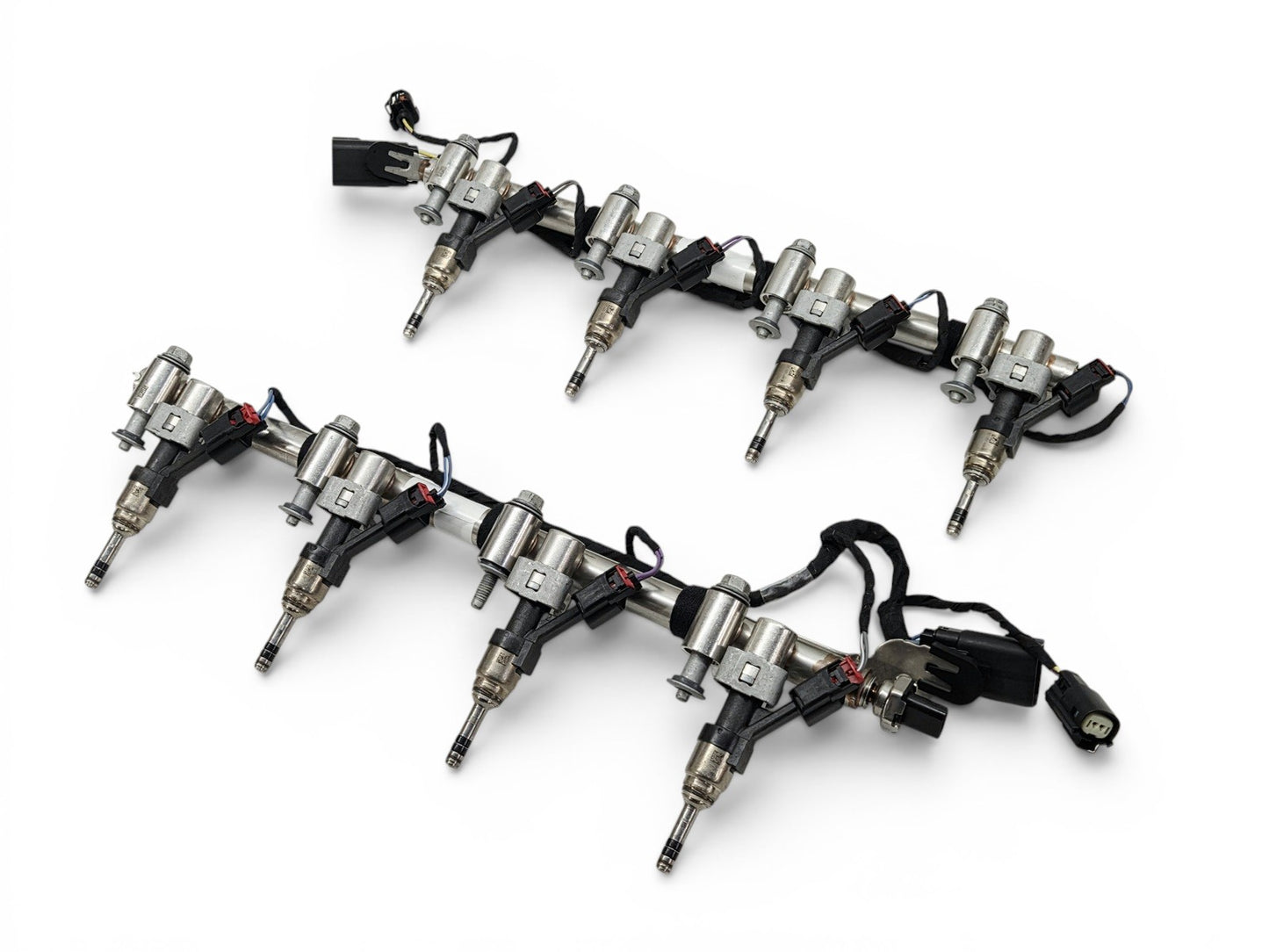 Send it Auto Parts OEM GM Gen V LT1 L86 fuel injectors with rails, harness, and sensor from a new crate engine.