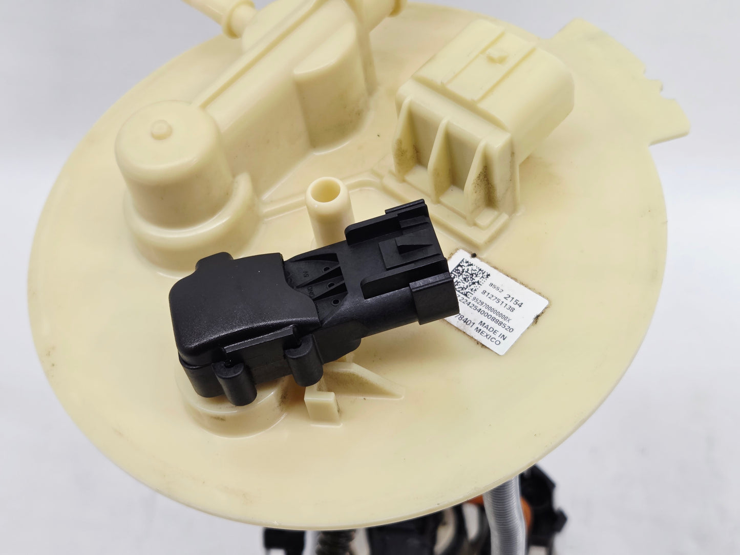 2019-2022 Silverado Sierra 5.3L 6.2L Fuel Pump Module Assembly OEM GM