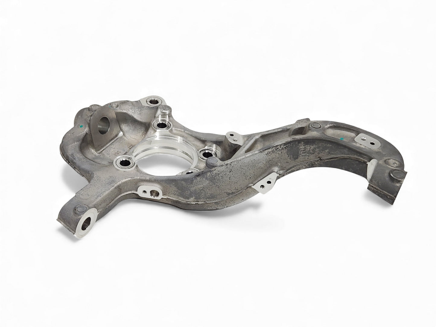 2019-2023 LH Silverado Sierra Tahoe Yukon Escalade Steering Knuckle OEM GM