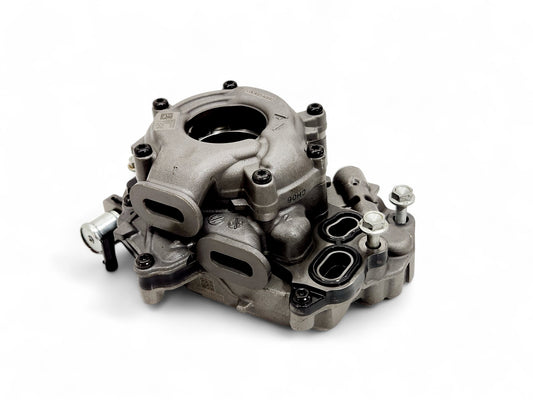 2020-2025 Chevy Corvette C8 LT2 6.2L Lower Engine Oil Pump OEM GM 12707324