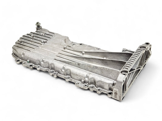 2020-2025 Chevy Corvette C8 LT2 6.2L Engine Oil Pan OEM GM 12695701