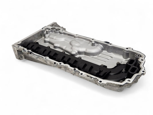 2020-2025 Chevy Corvette C8 LT2 6.2L Engine Oil Pan OEM GM 12695701