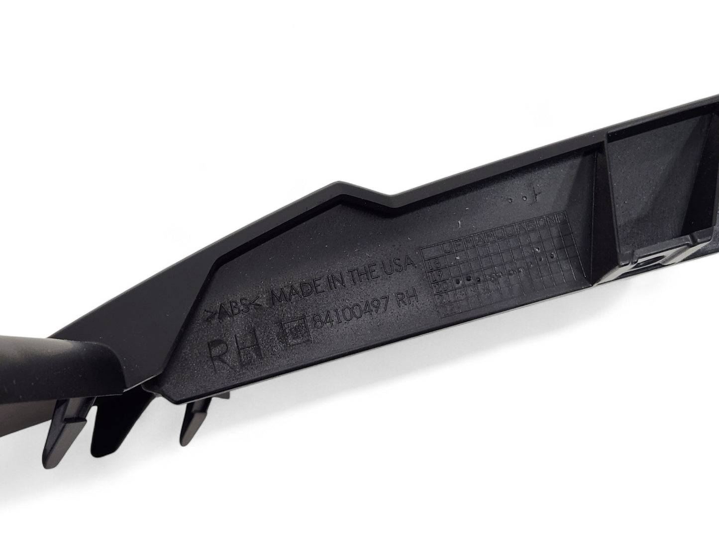 2020-2025 Corvette C8 Stingray Front Passenger Grille Opening Molding OEM GM