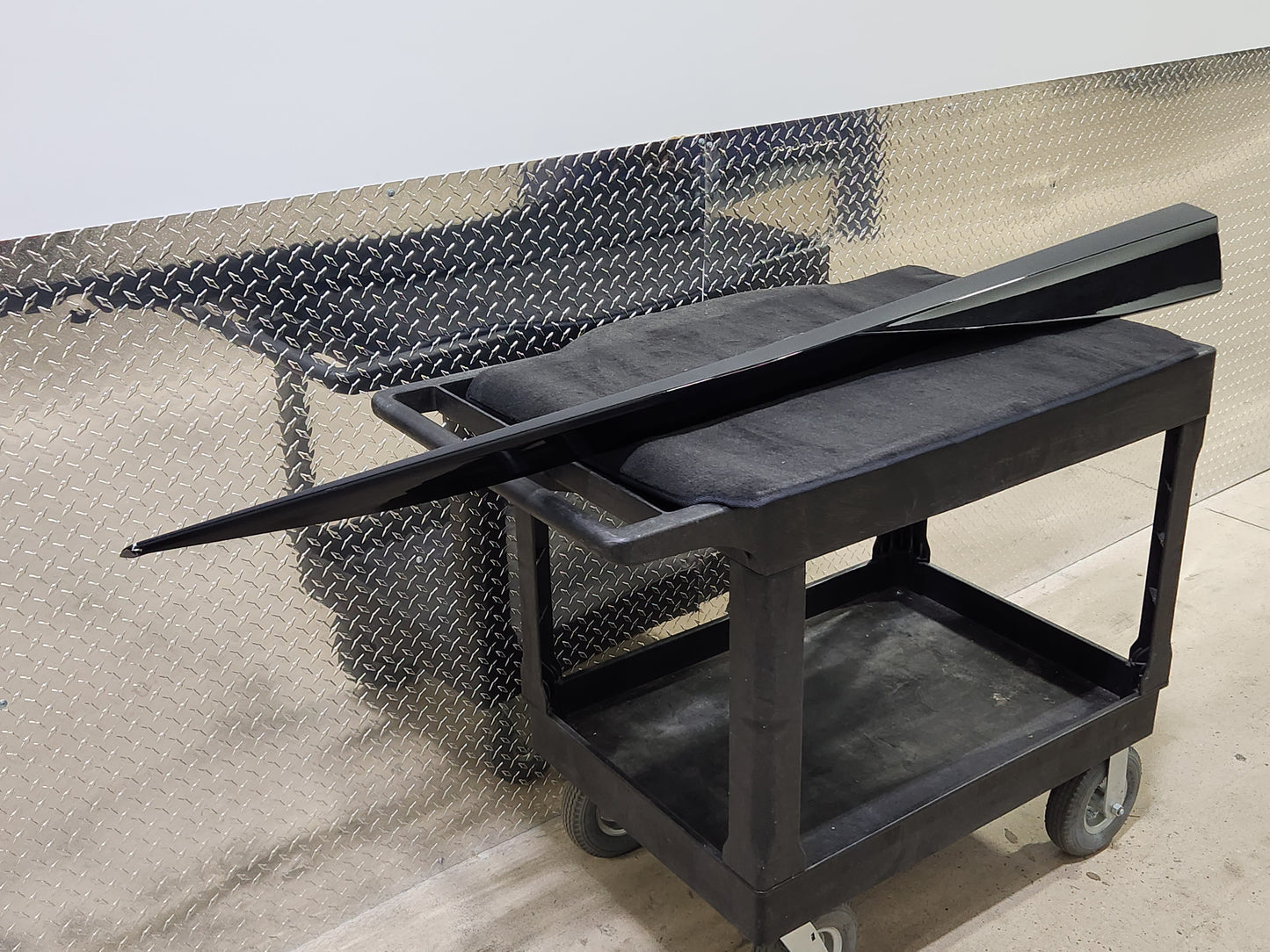 2020-2025 Corvette C8 Stingray Z51 RH Carbon Flash Side Skirt Rocker Molding