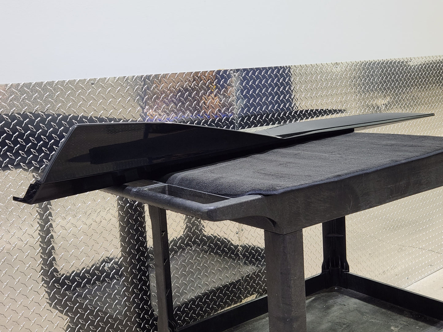 2020-2025 Corvette C8 Stingray Z51 RH Carbon Flash Side Skirt Rocker Molding