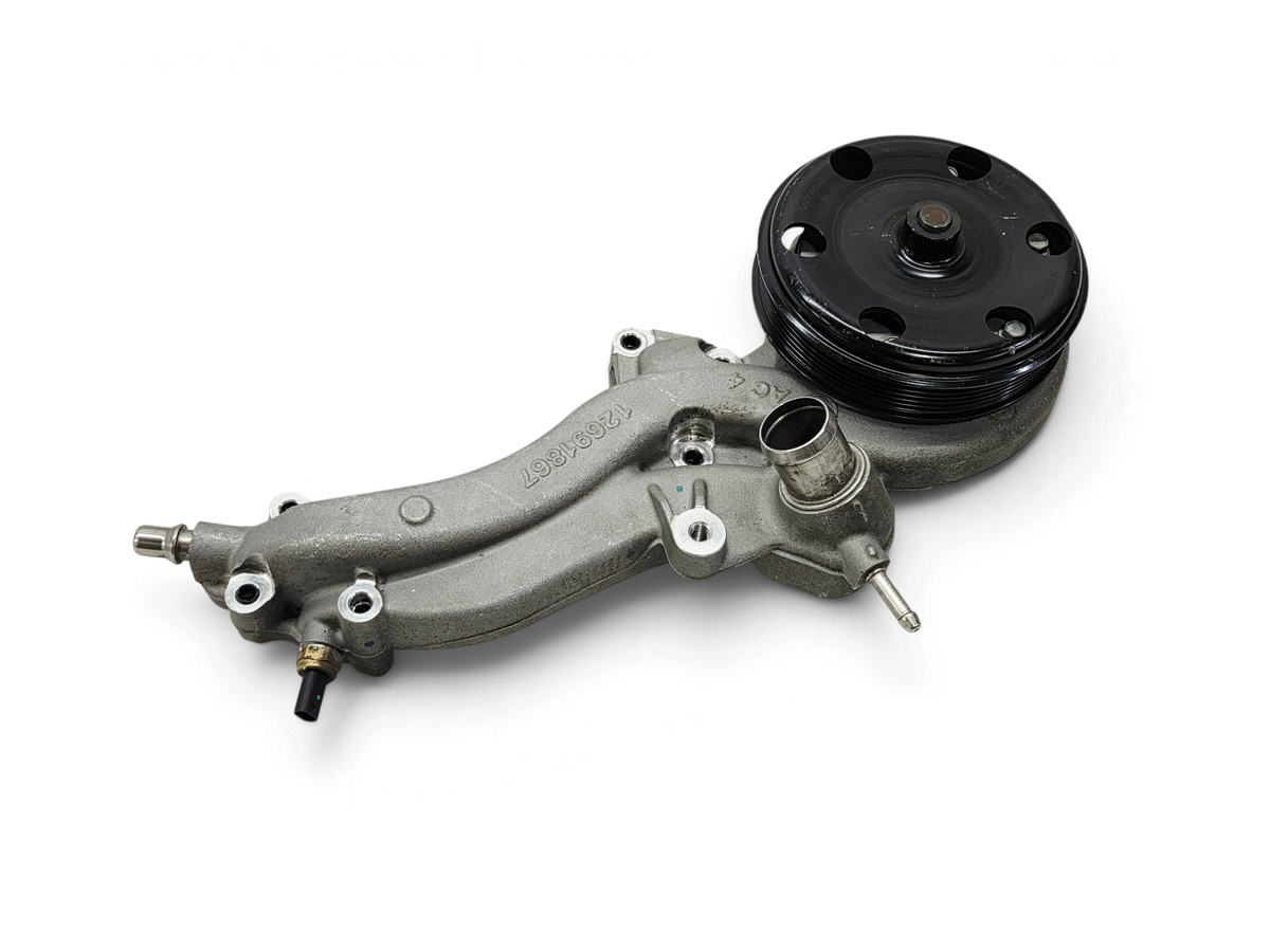 2020-2026 Chevy Corvette C8 LT2 6.2L Water Pump with manifold OEM GM