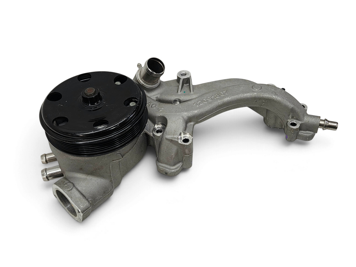2020-2026 Chevy Corvette C8 LT2 6.2L Water Pump with manifold OEM GM