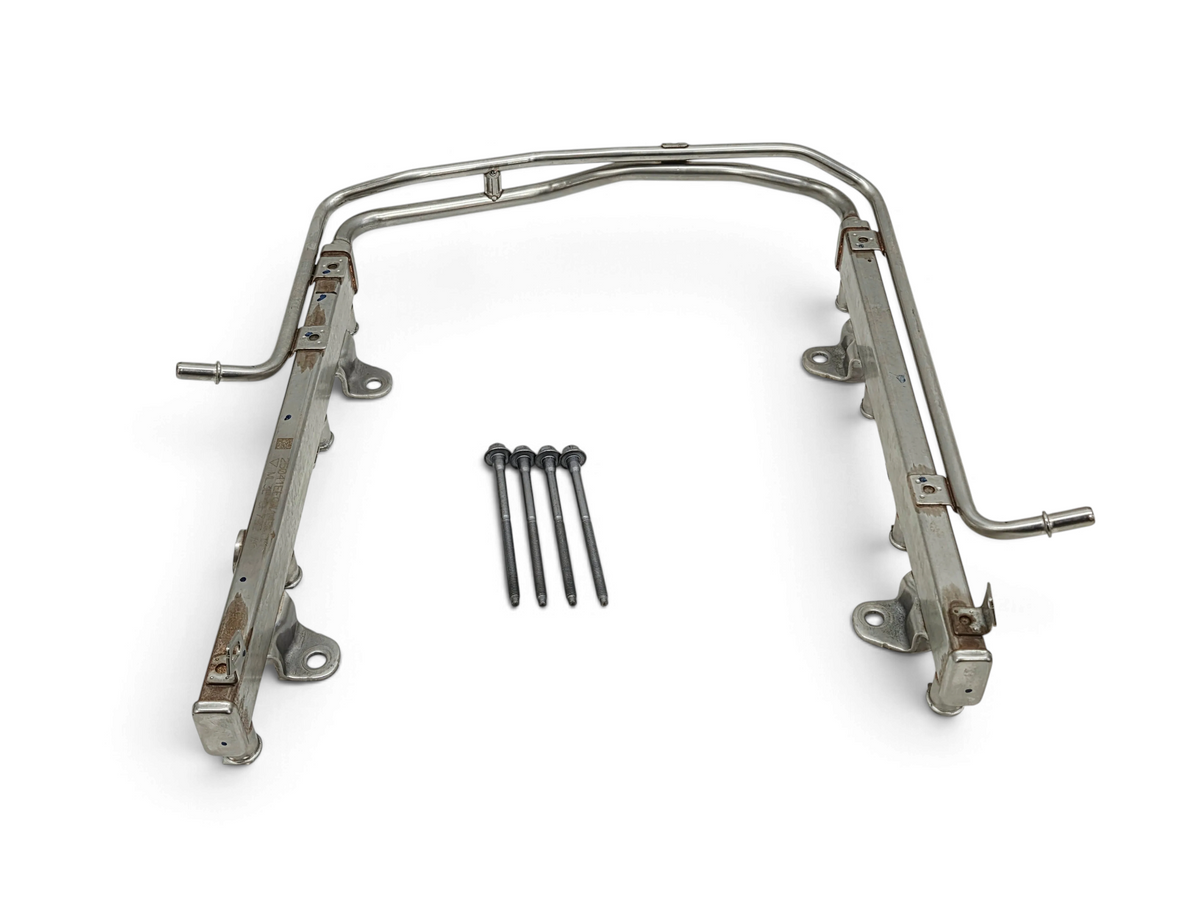 2021-2024 Ford F150 5.0L V8 Fuel Rail with bolts OEM ML3E-9F792-AC