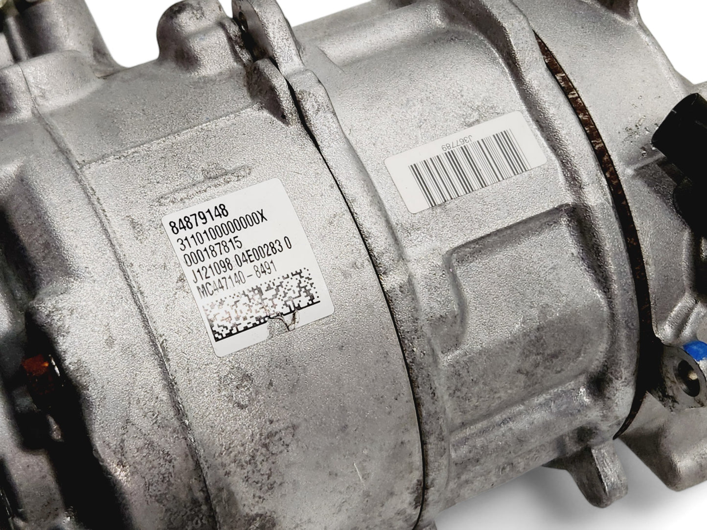 2022-2023 Cadillac CT4V Blackwing Air Conditioning Compressor OEM GM 84879381