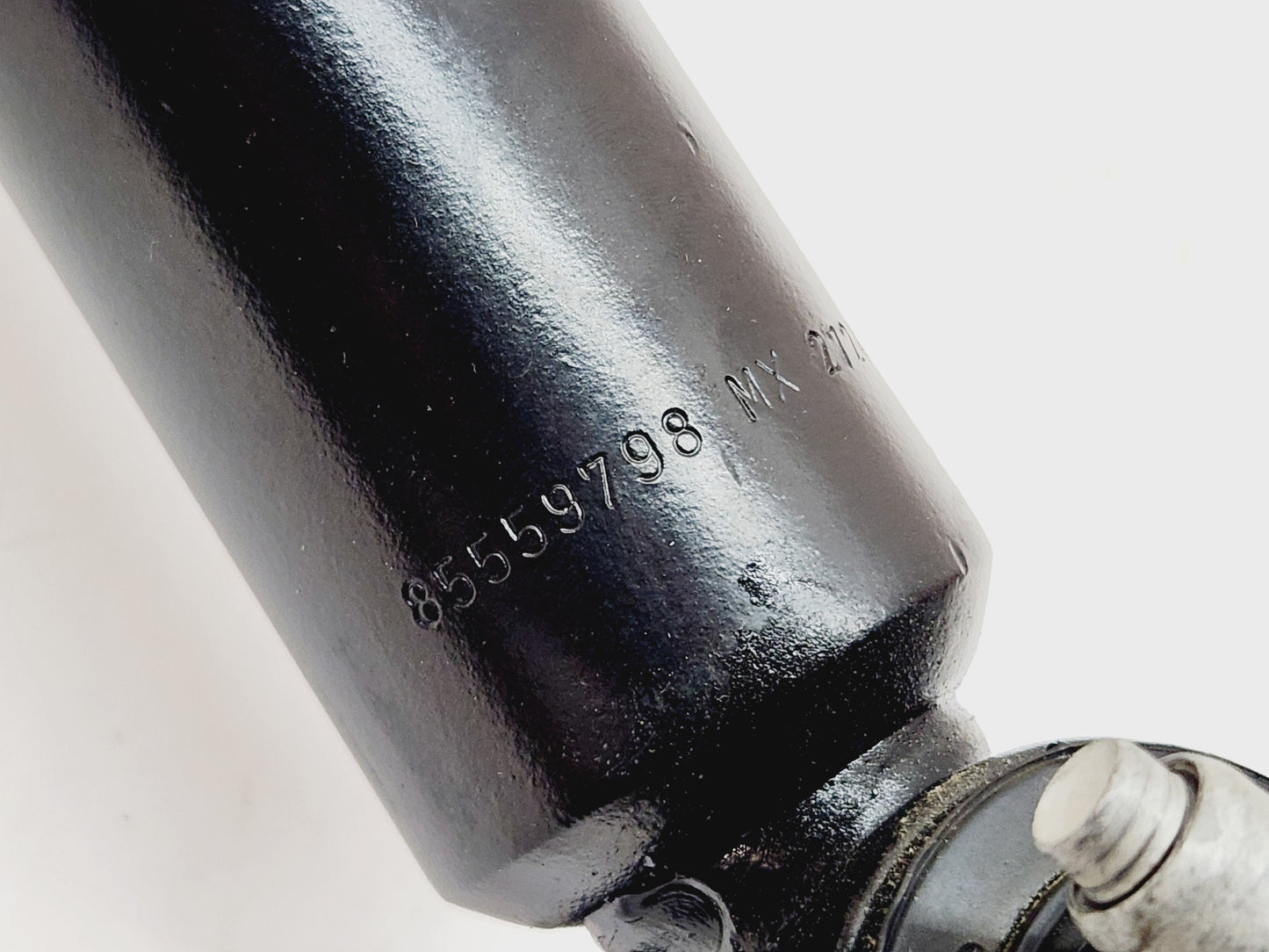 2022-2023 Silverado Sierra Front Shock Absorber OEM GM 85559798- New Takeoff