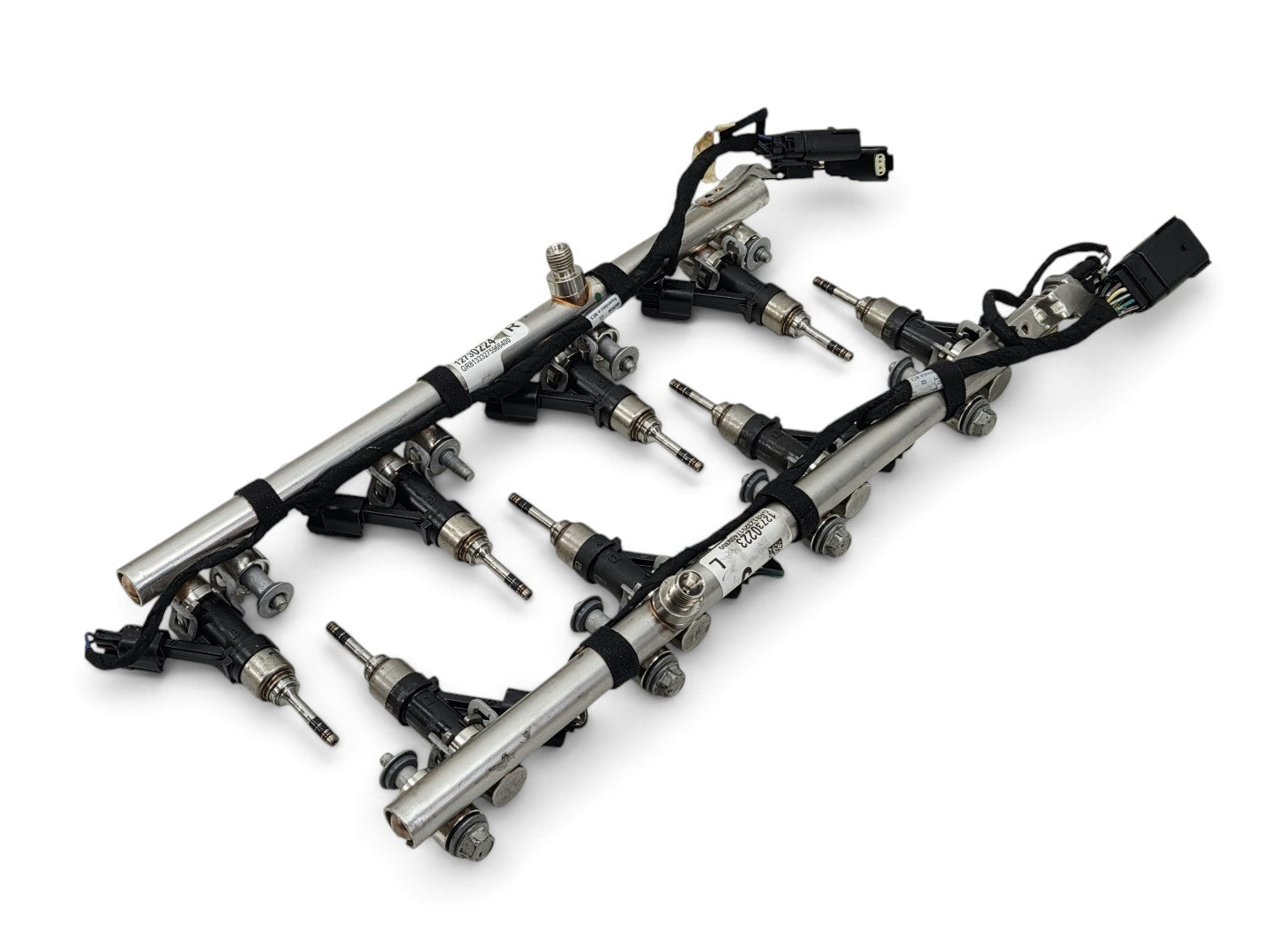 Send it Auto Parts OEM fuel rails, wiring harness, and 6mm tip fuel injectors for GM 6.2L and 6.6L Gen V engines.