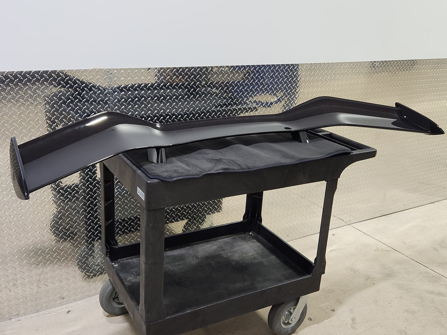 2023-2025 Corvette C8 Z06 Z07 Exposed Carbon Fiber High Wing OEM *BLEM*