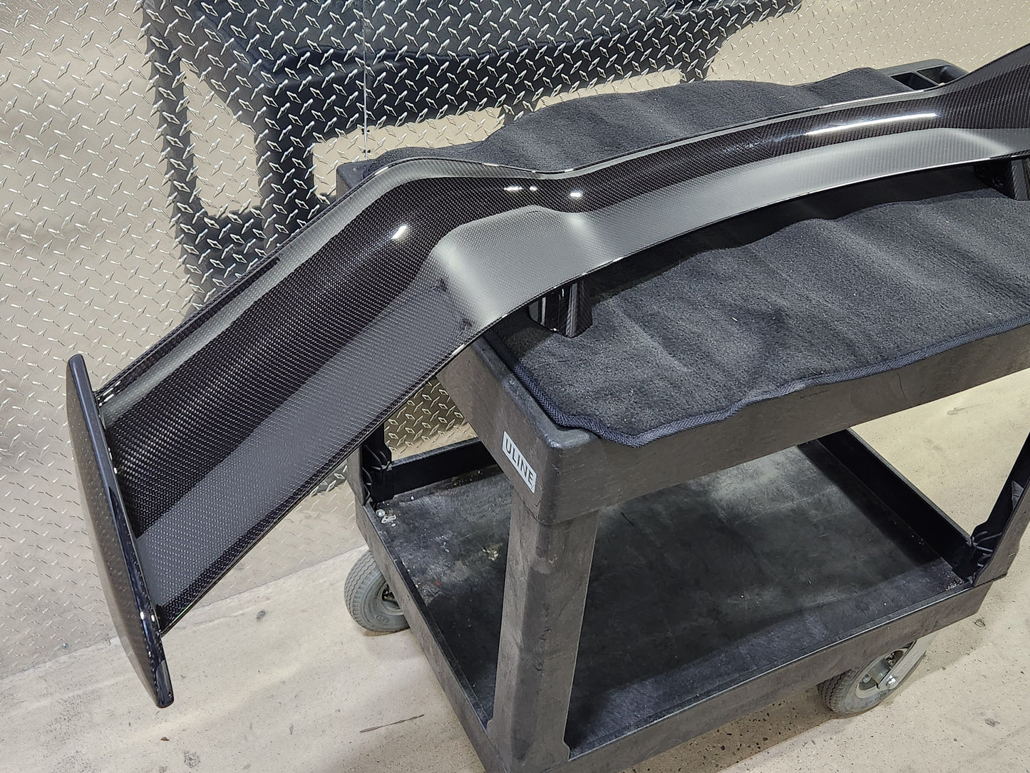 2023-2025 Corvette C8 Z06 Z07 Exposed Carbon Fiber High Wing OEM *BLEM*