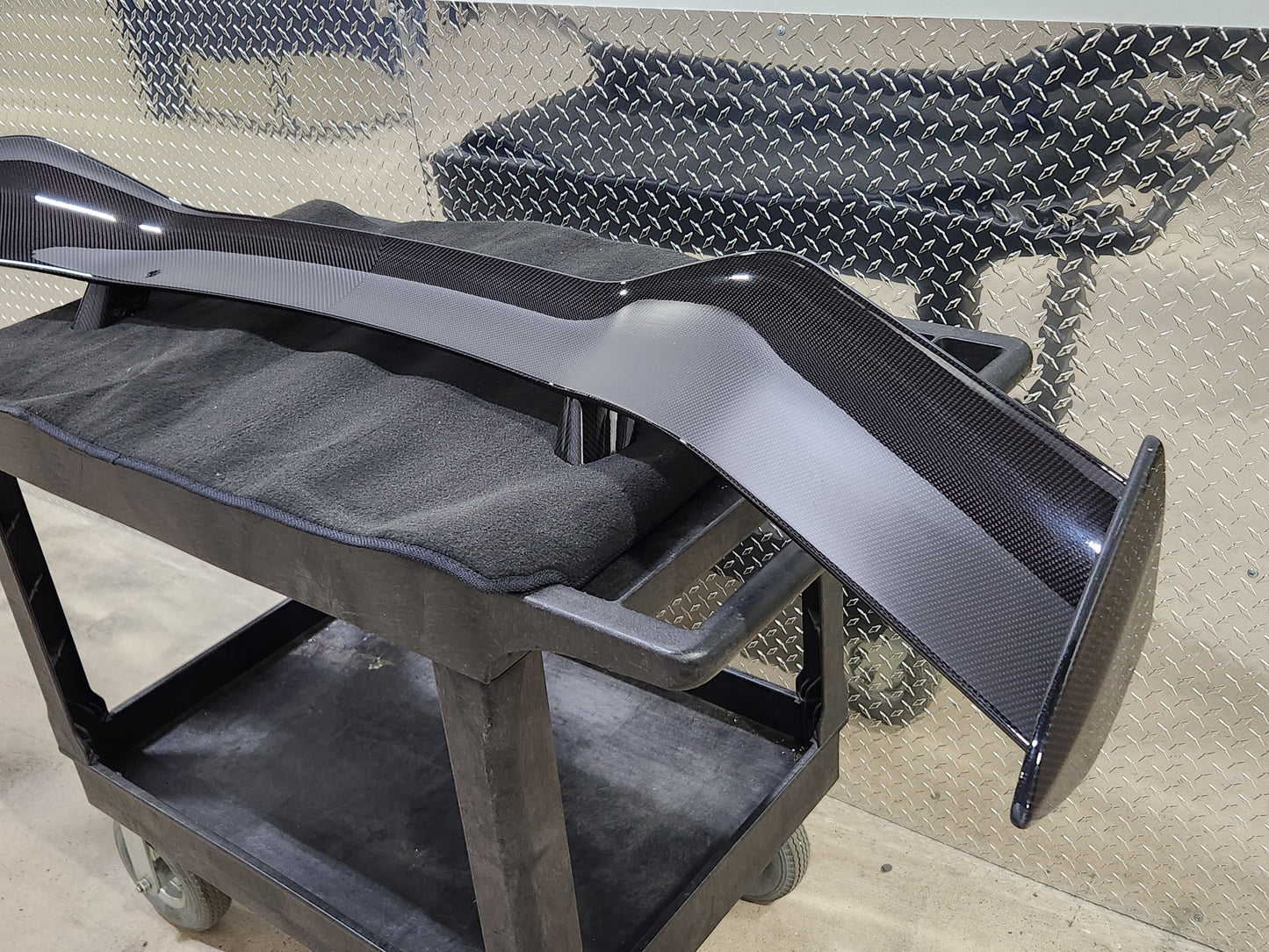 2023-2025 Corvette C8 Z06 Z07 Exposed Carbon Fiber High Wing OEM *BLEM*