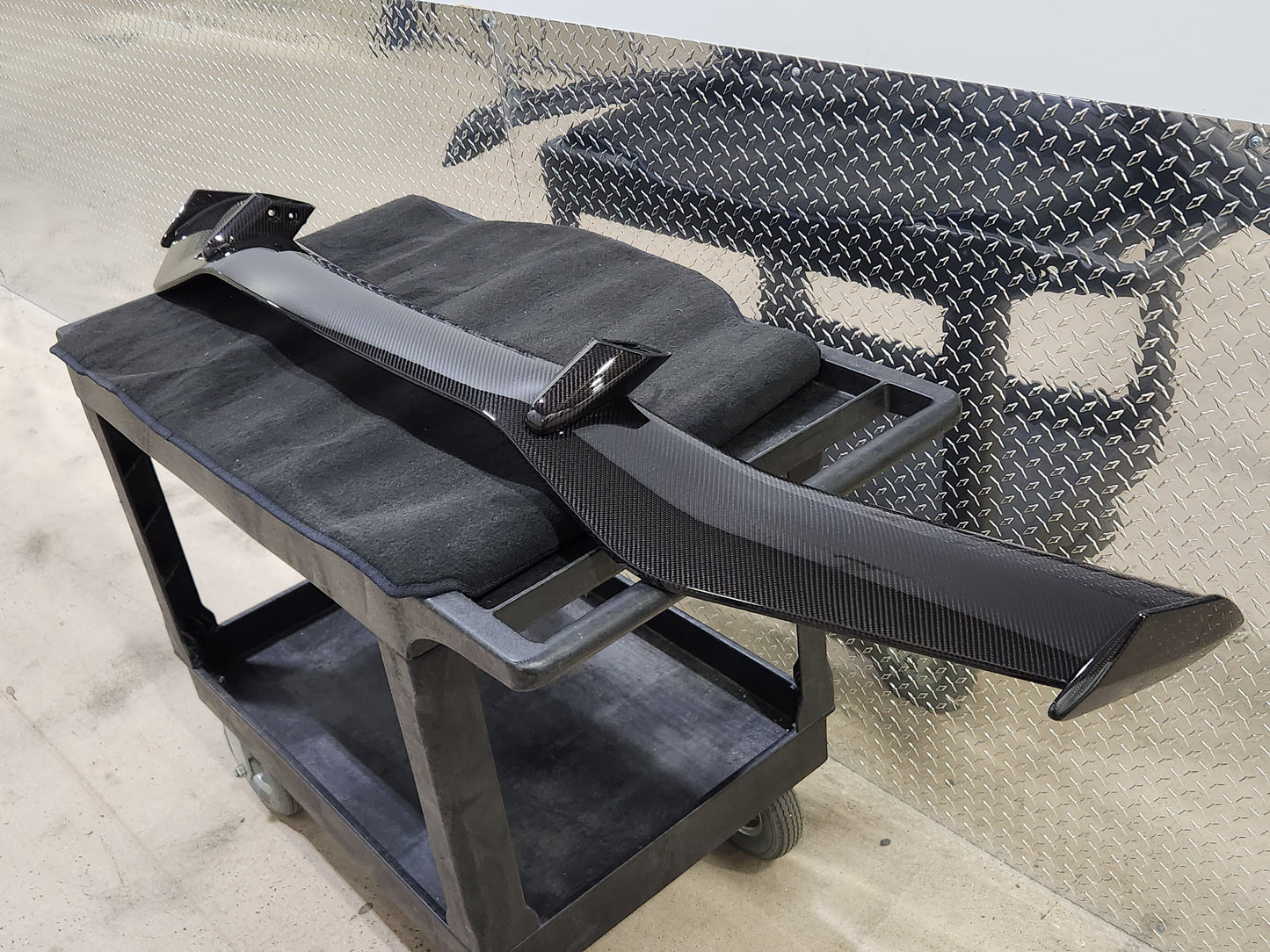 2023-2025 Corvette C8 Z06 Z07 Exposed Carbon Fiber High Wing OEM GM