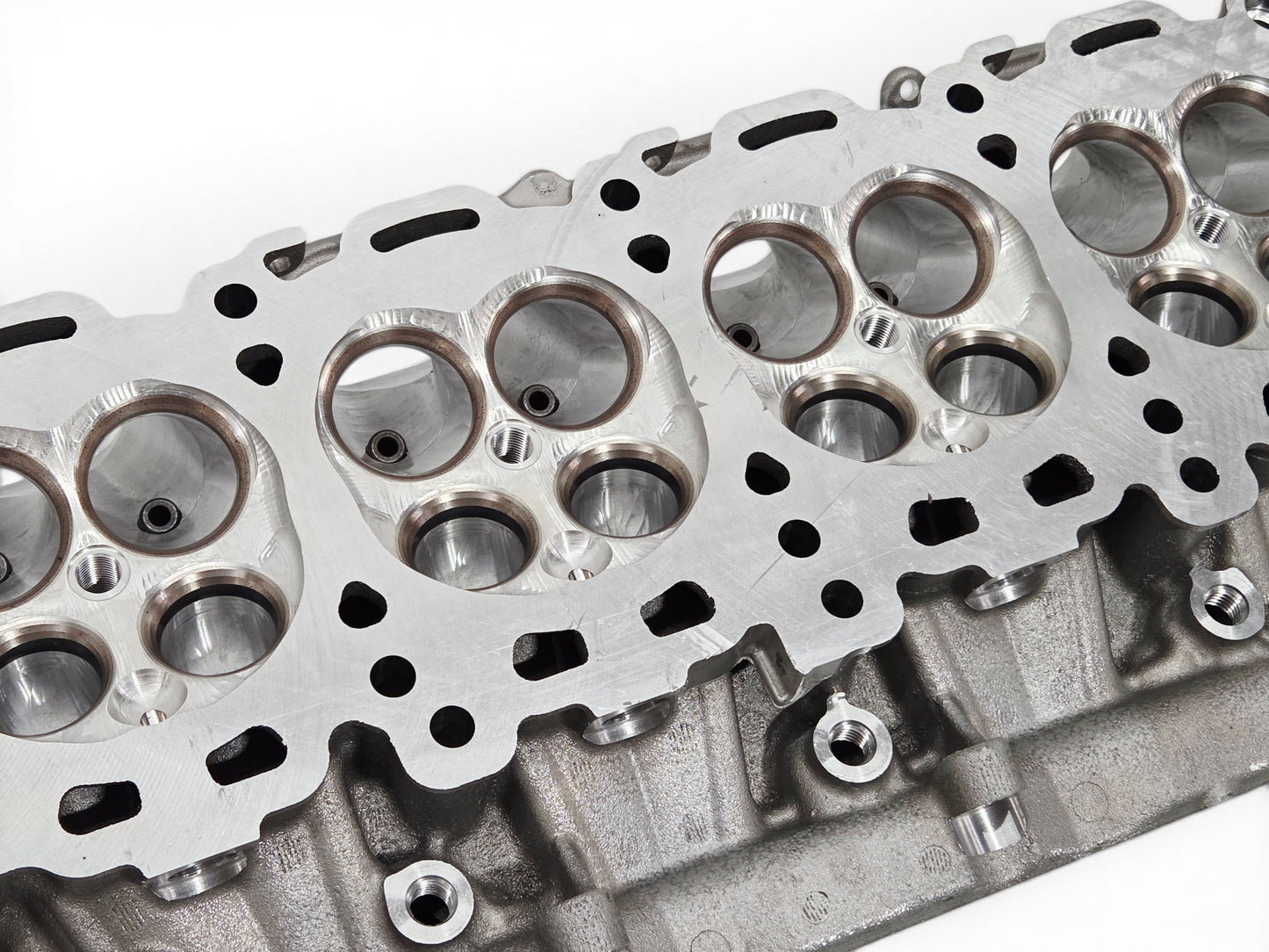 2023-2026 Chevy Corvette C8 Z06 LT6 5.5L Bare Right Cylinder Head OEM GM