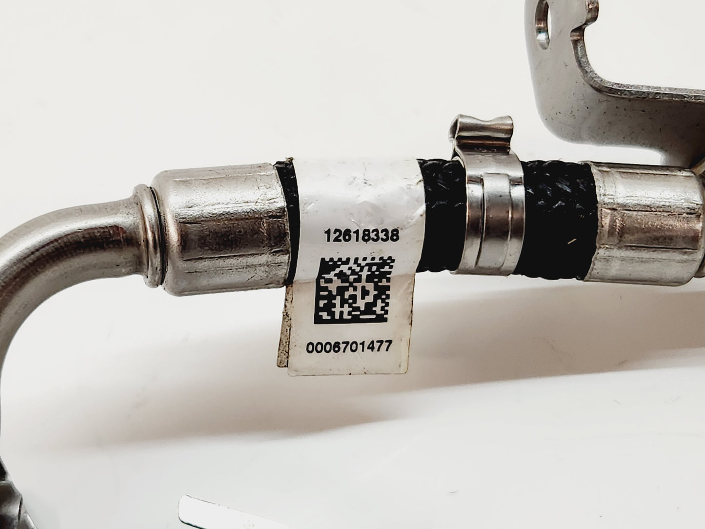 Chevrolet GMC 4.3L 5.3L 6.2L 6.6L Fuel Feed Line Pipe OEM GM 12697799 12703596