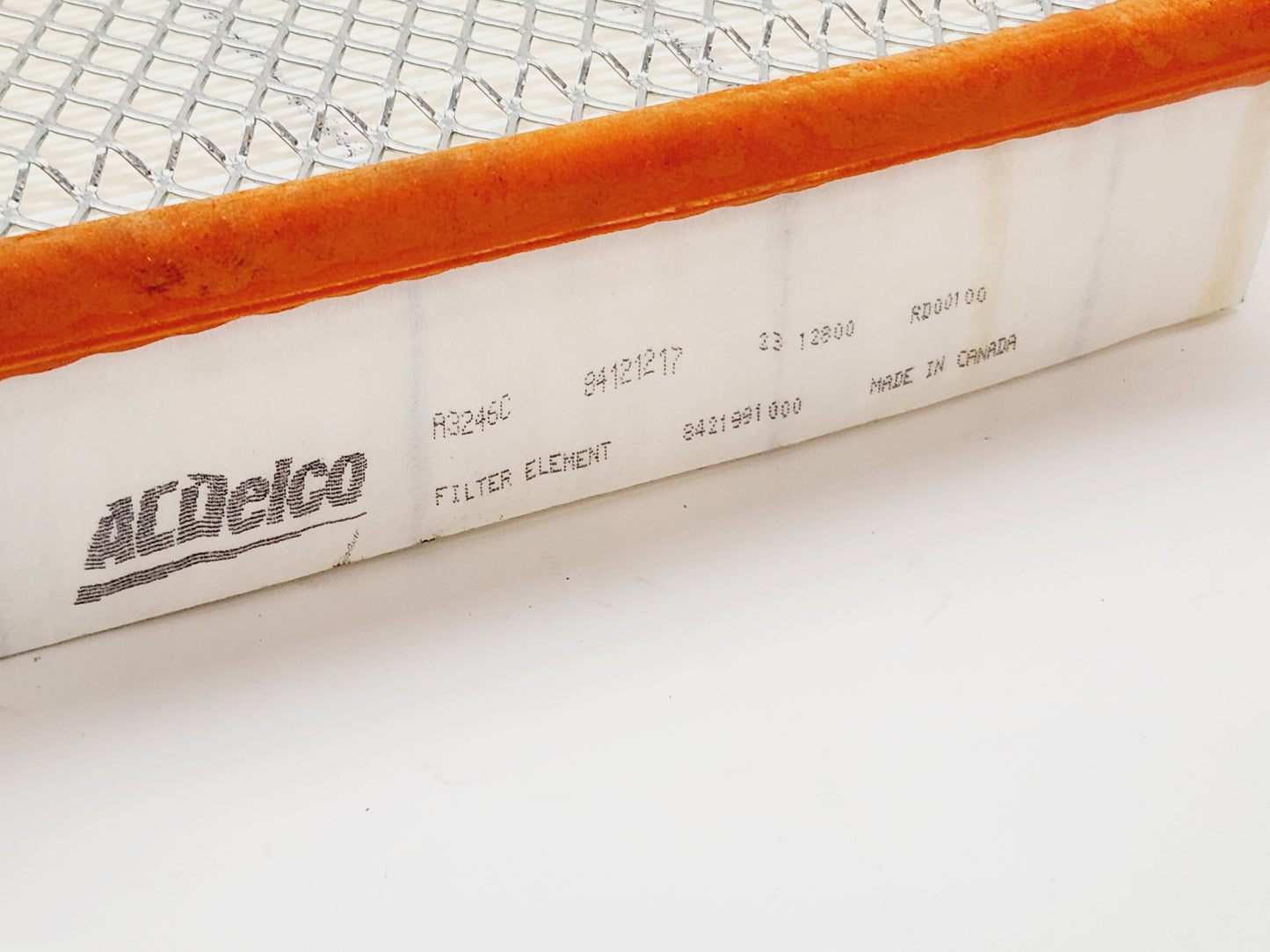 2019-2023 Sierra Yukon Silverado Escalade Air Filter Element OEM GM 84121217