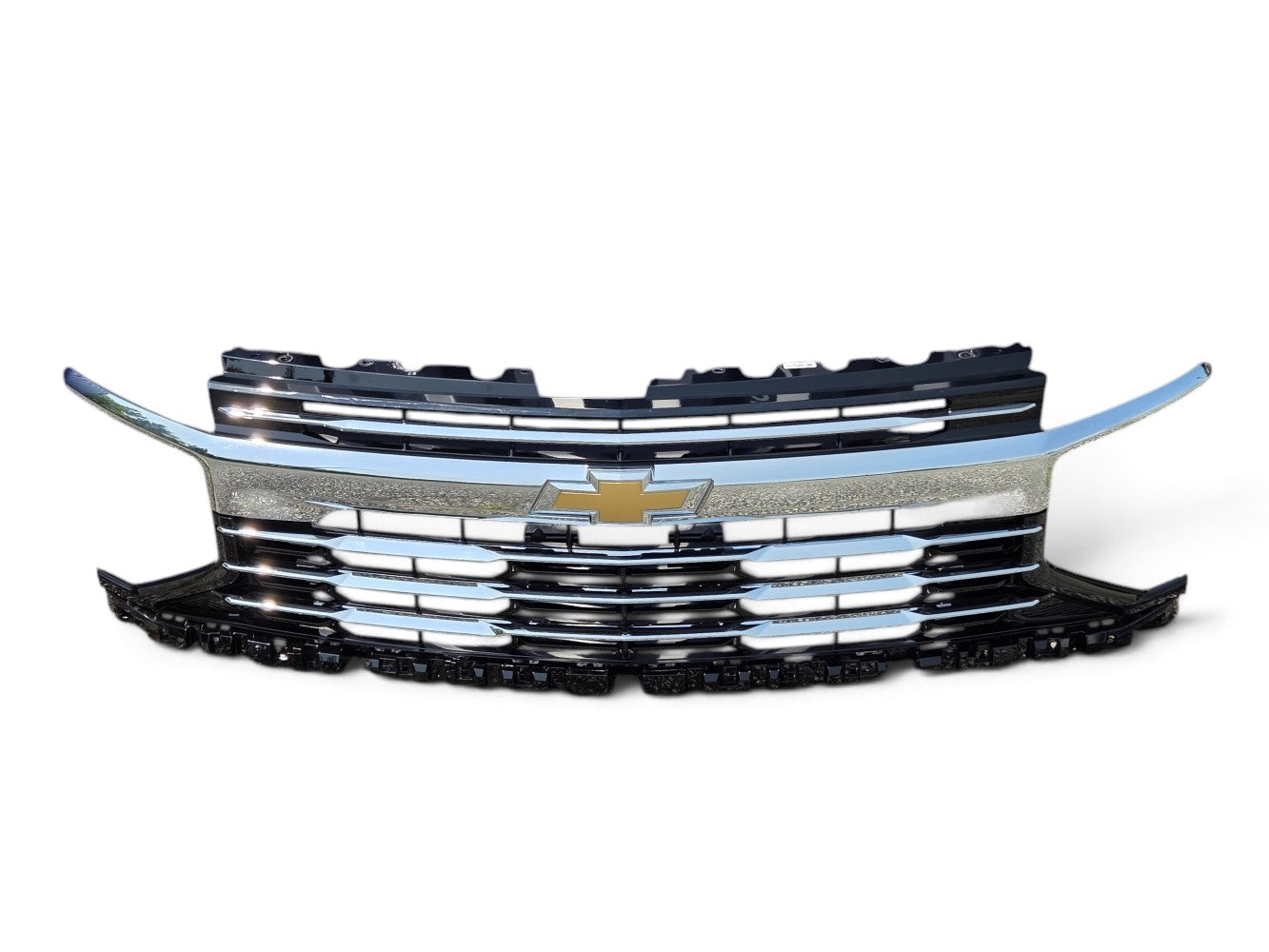 Send it Auto Parts OEM chrome and black front grille assembly for 2025-2027 Chevrolet Tahoe and Suburban