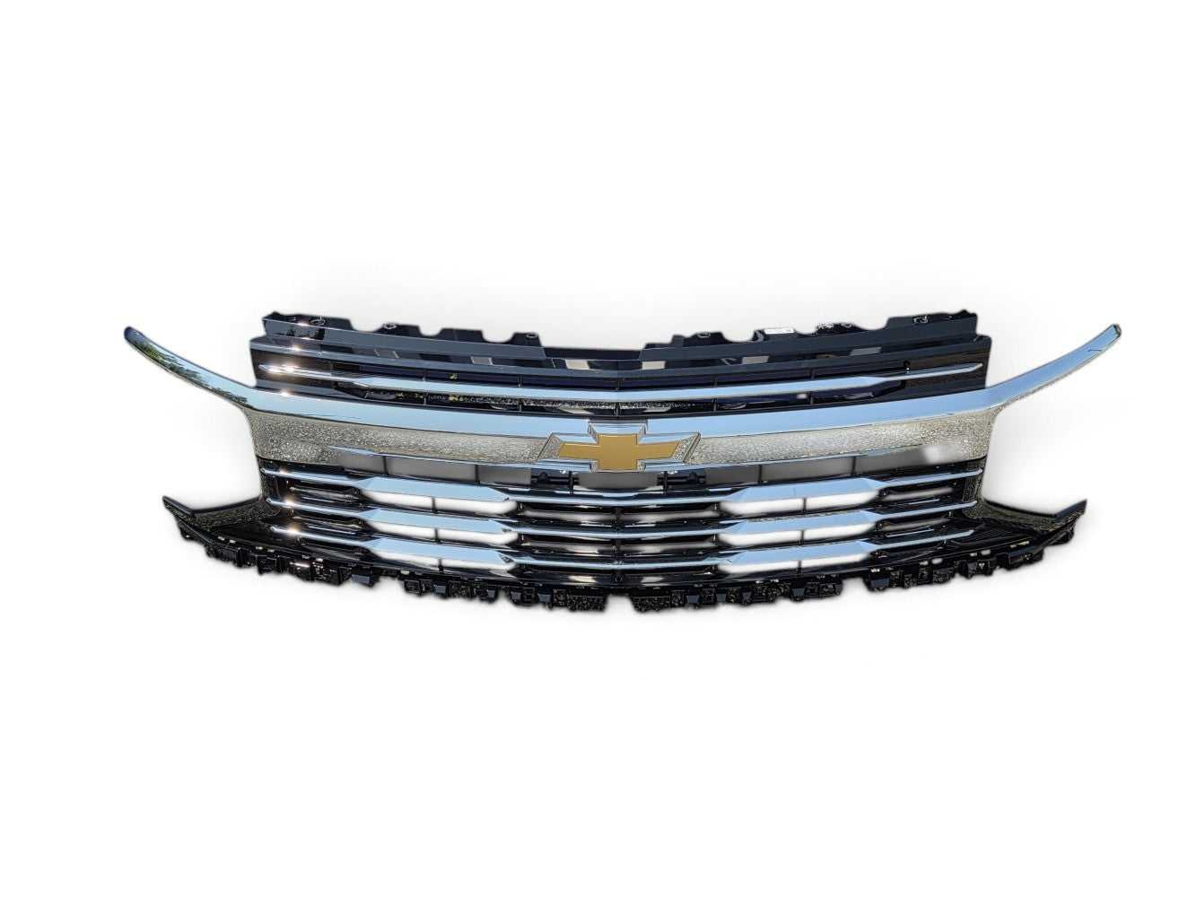 Send it Auto Parts OEM chrome and black front grille assembly for 2025-2027 Chevrolet Tahoe and Suburban