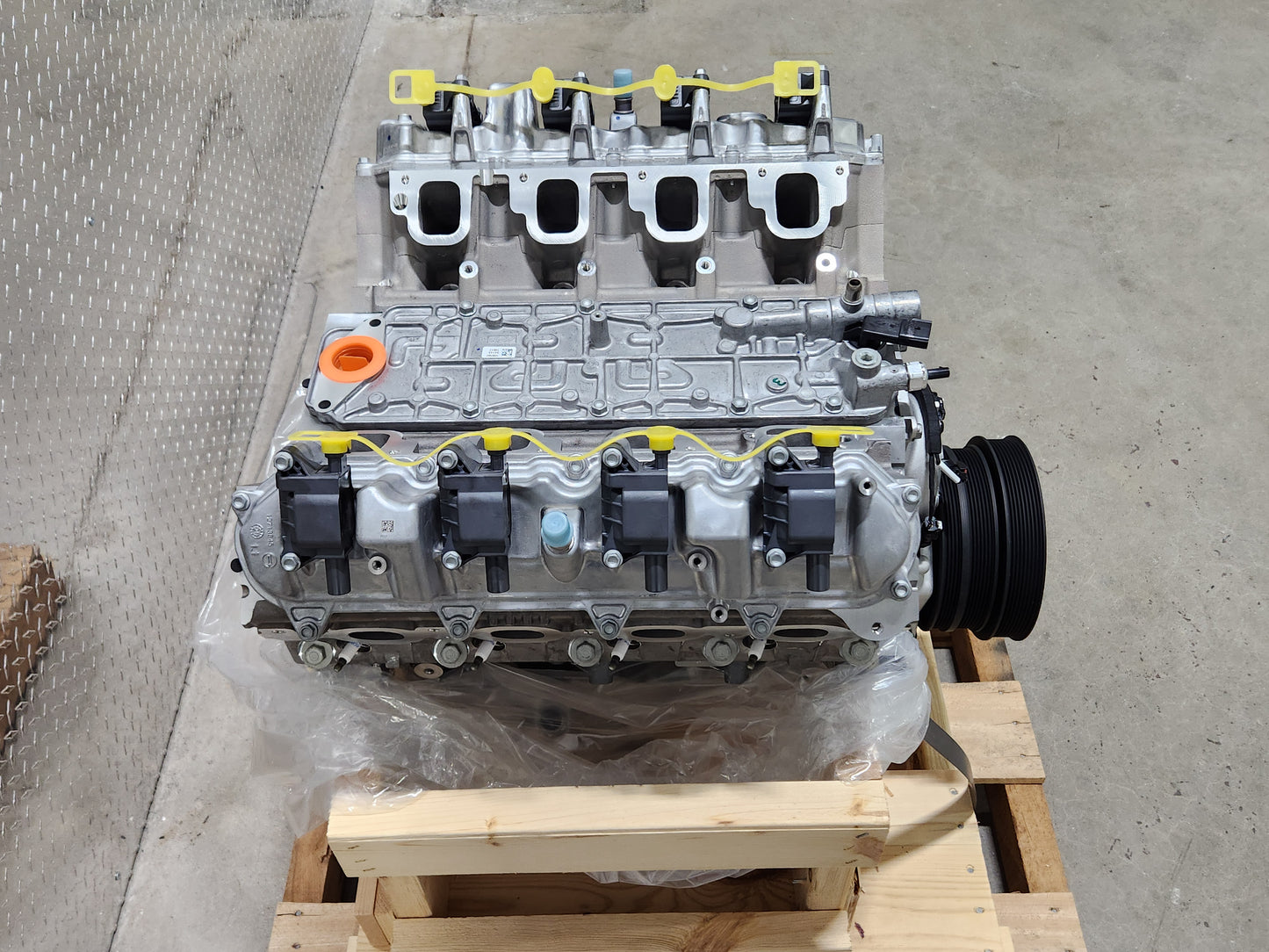 2022-2024 Camaro ZL1 6.2L LT4 Wet Sump Long Block Engine OEM GM - New