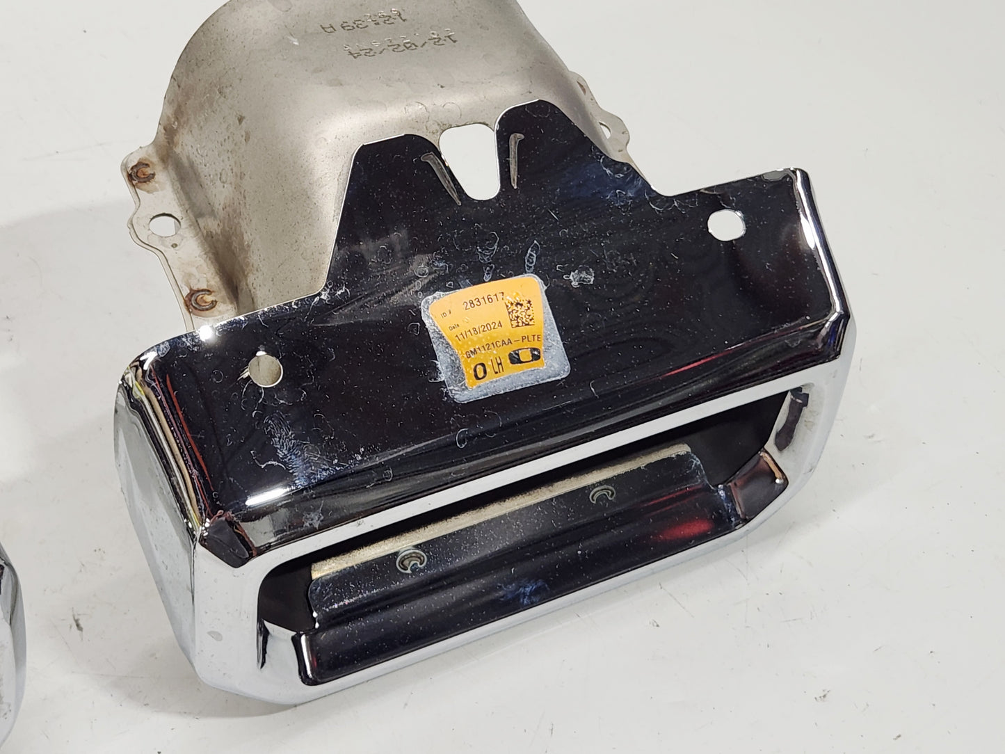 2019-2025 Chevy Silverado GMC Sierra Exhaust Bezel Chrome Tips OEM GM