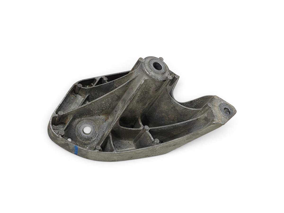 2016-2024 Camaro SS Zl1 CTSV 6.2L RH Engine Motor Mount OEM GM 84046829