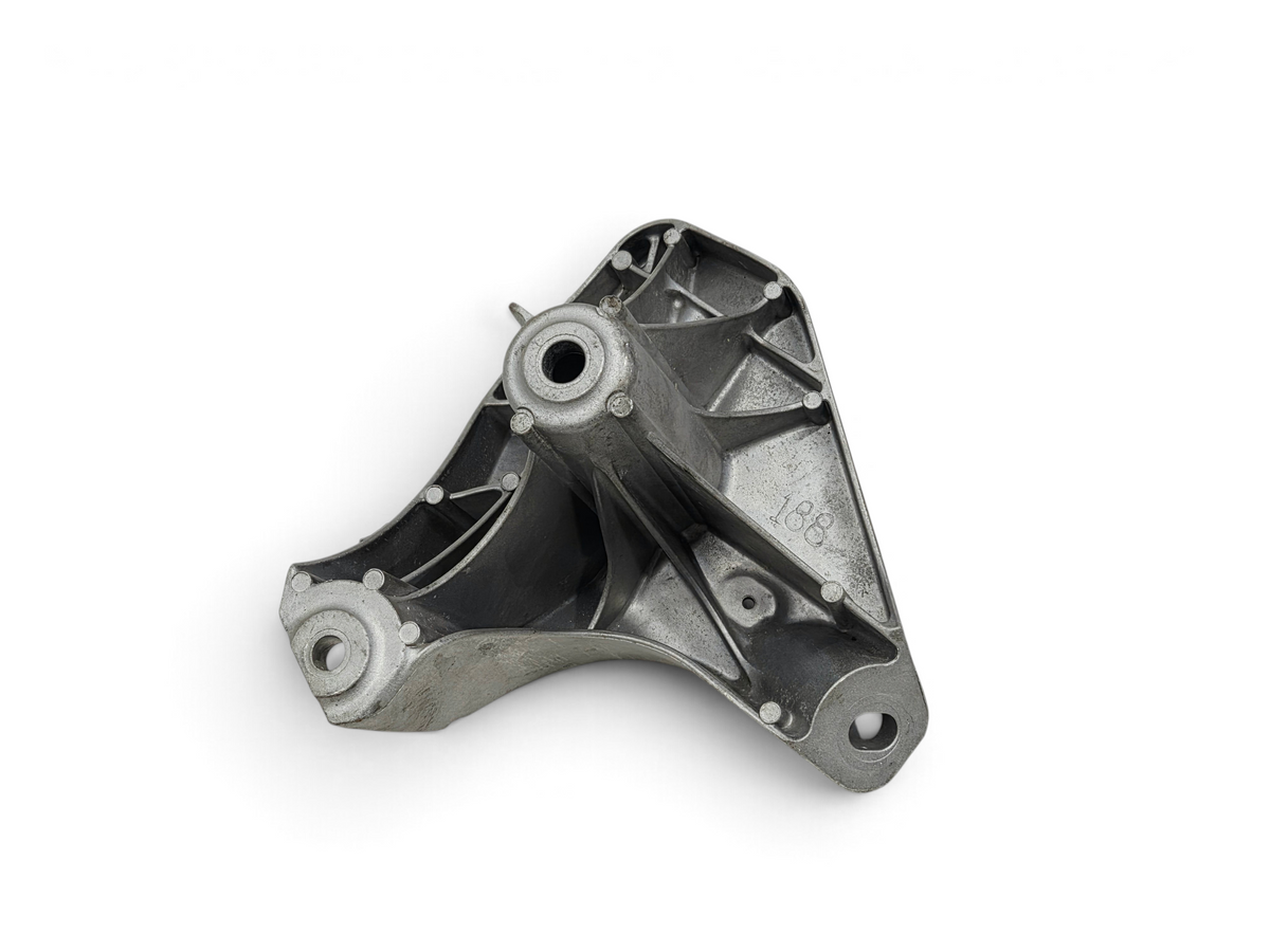 2016-2024 Camaro SS Zl1 CTSV 6.2L RH Engine Motor Mount OEM GM 84046829