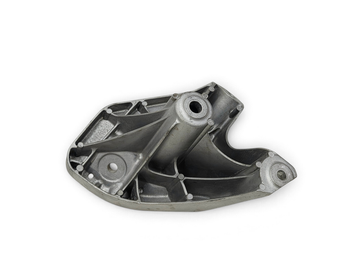 2016-2024 Camaro SS Zl1 CTSV 6.2L RH Engine Motor Mount OEM GM 84046829