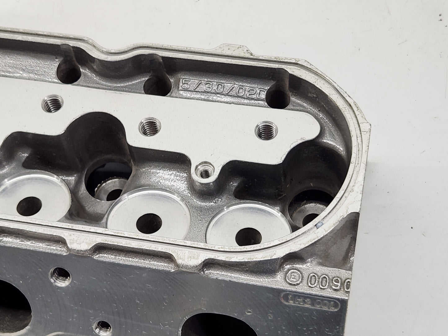 GM Performance C5R Racing Cylinder Head - Clear Coated for Display
