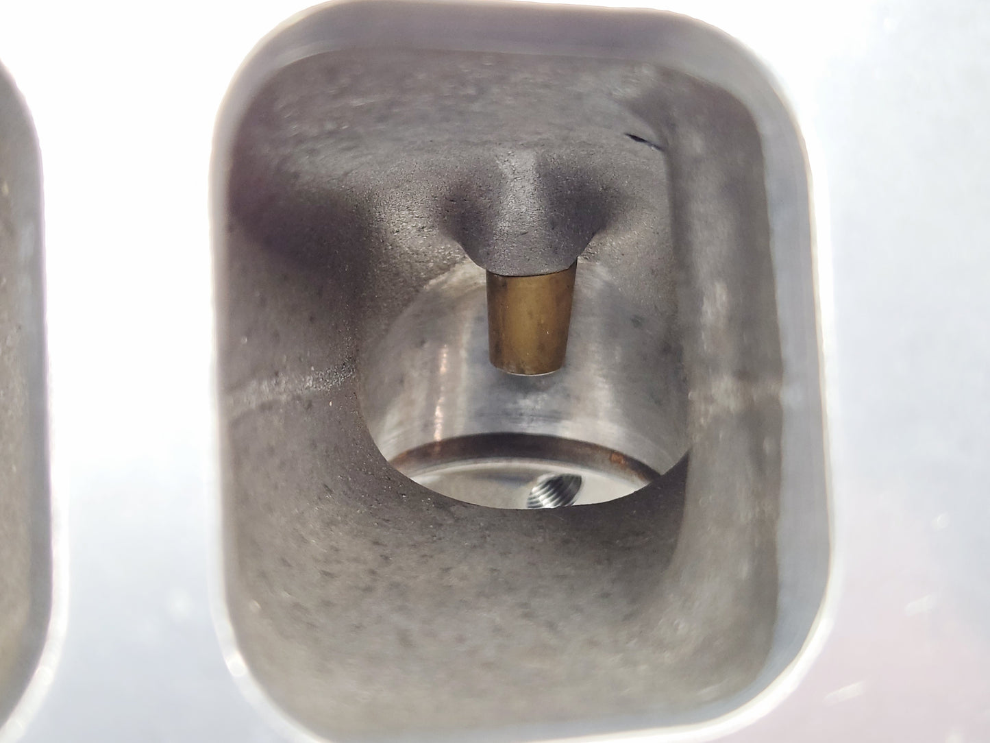 GM Performance Parts Big Block 391 Bowtie Oval Port Cylinder Head *READ*