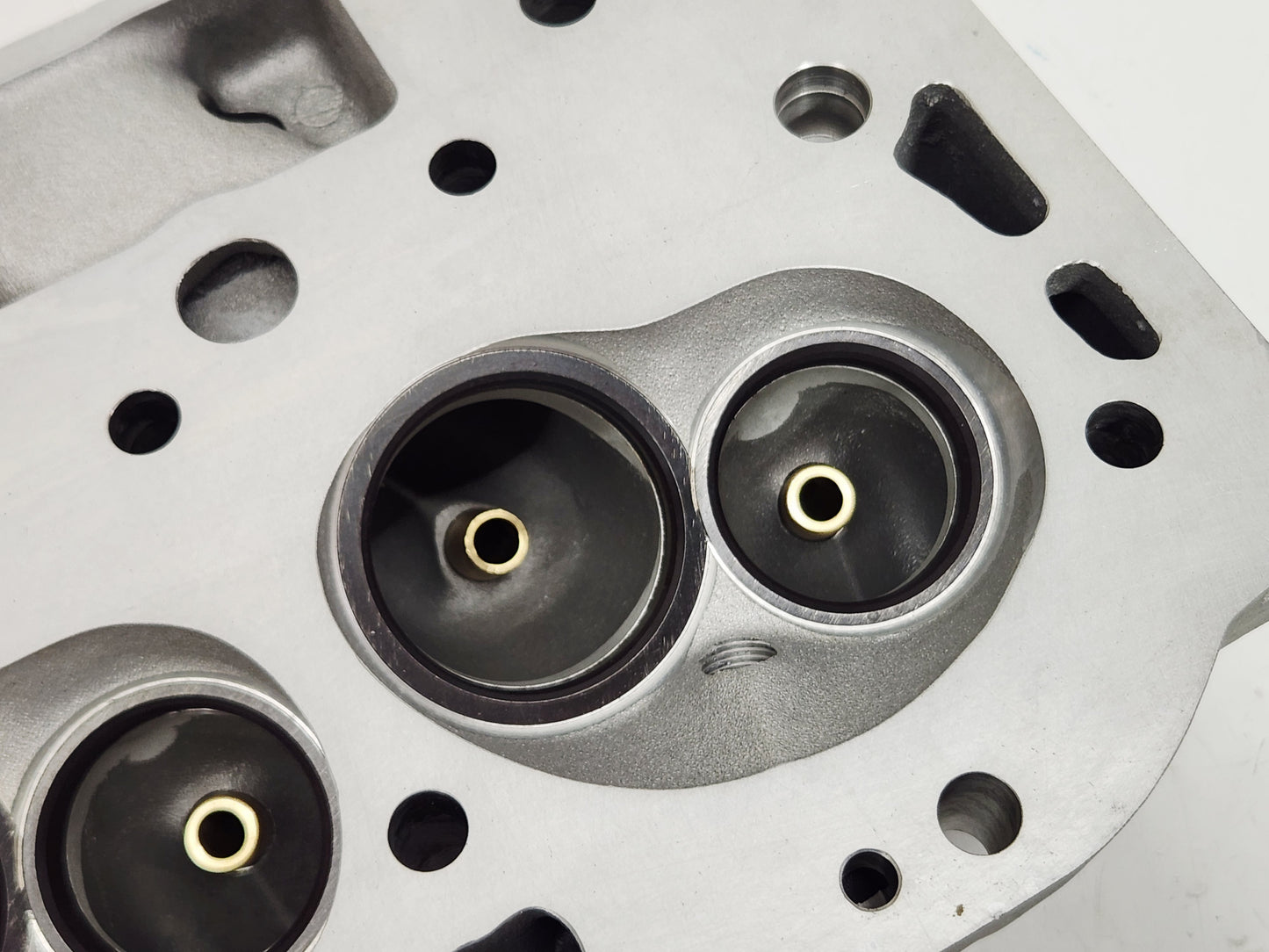 GM Performance Parts Big Block 401 Aluminum Rectangle Port Bare Cylinder Head