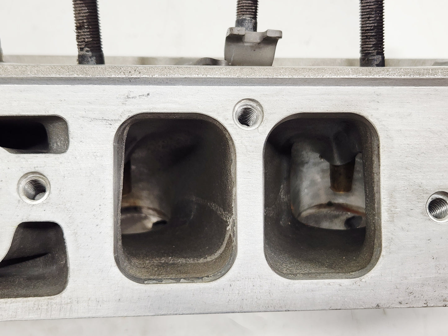 GM Performance Parts Big Block 401 Aluminum Rectangle Port Cylinder Head *READ*