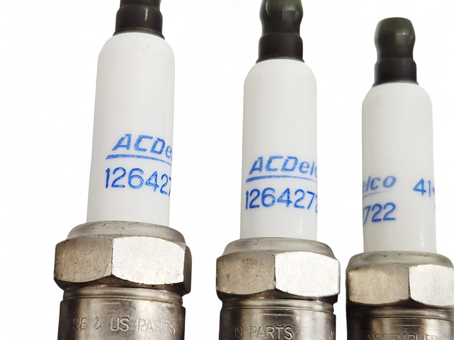 Genuine AcDelco Professional 41-128 GM 12642722 Iridium Spark Plugs Set of 8 - Takeoffs