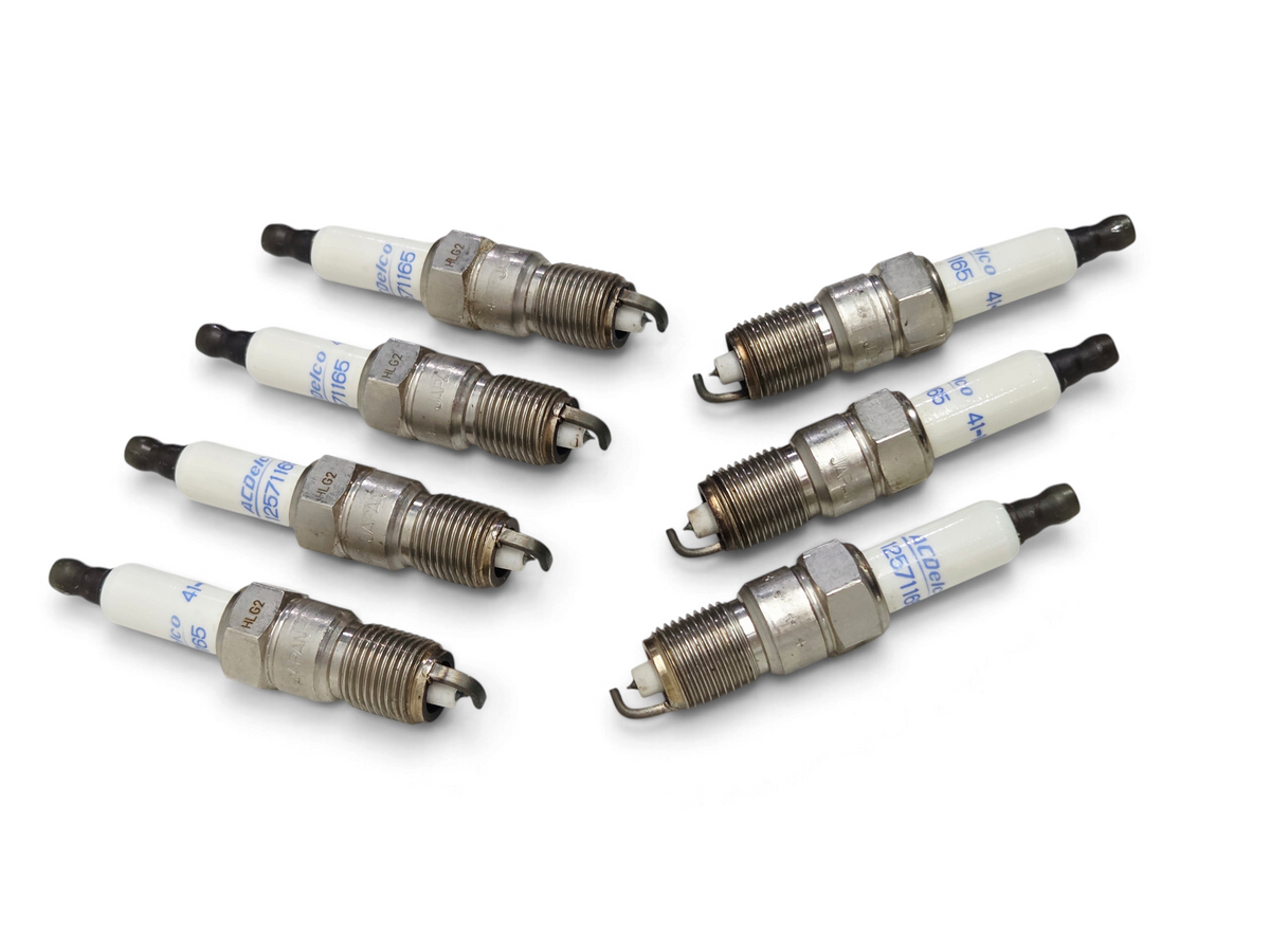 Lot of 7 - 41-110 Iridium Spark Plugs for Chevy 4.8L 5.3L 5.7L 6.0L 6.2L 7.0L