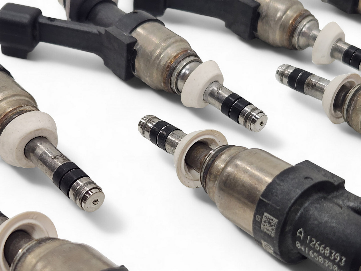 OEM GM 6.2L LT1 L86 Fuel Direct Injectors 12668393 - Set of 8