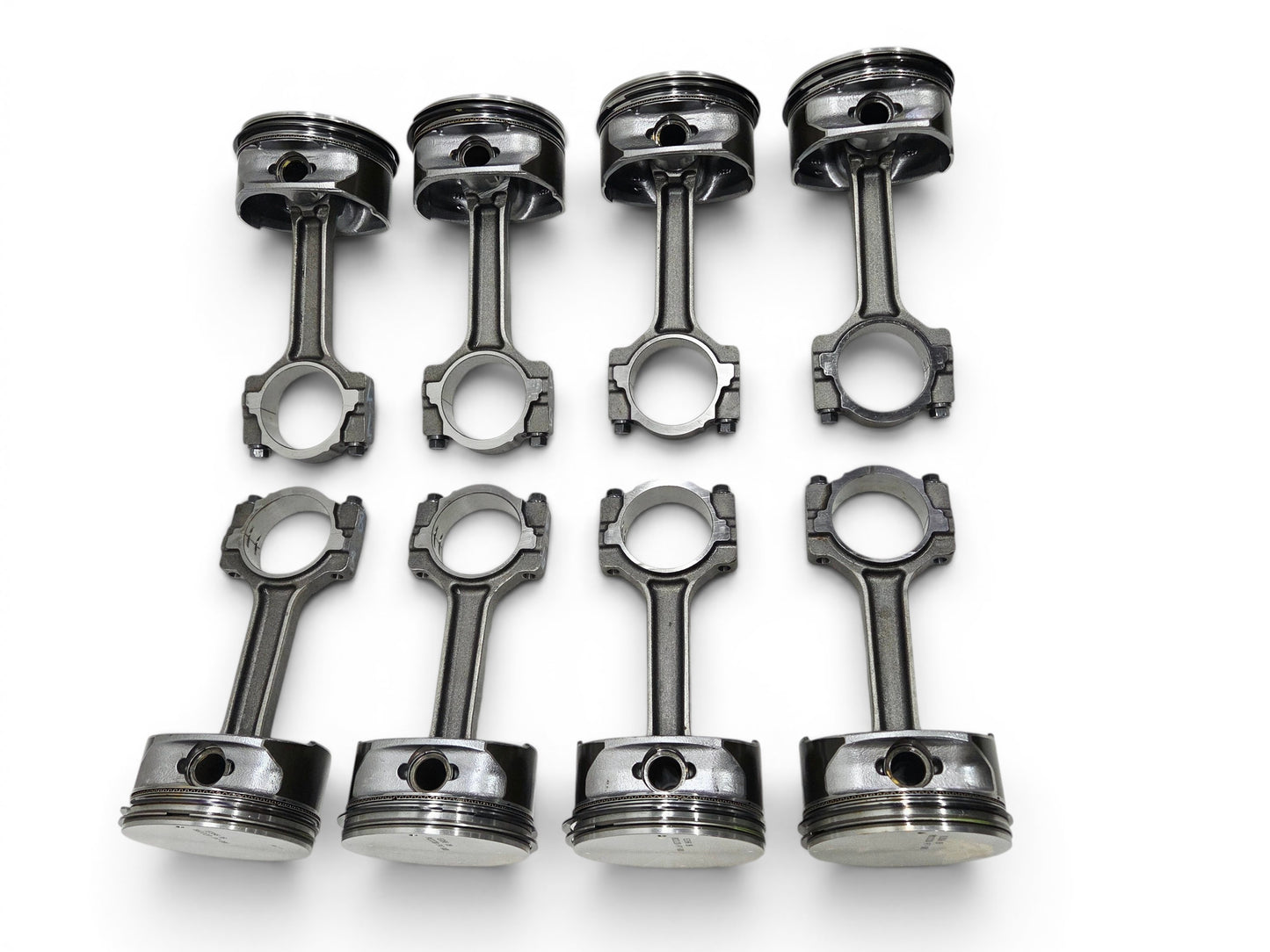 Send it Auto Parts set of 8 OEM GM LS3 L92 L99 6.2L flat top pistons and connecting rods for V8 engines