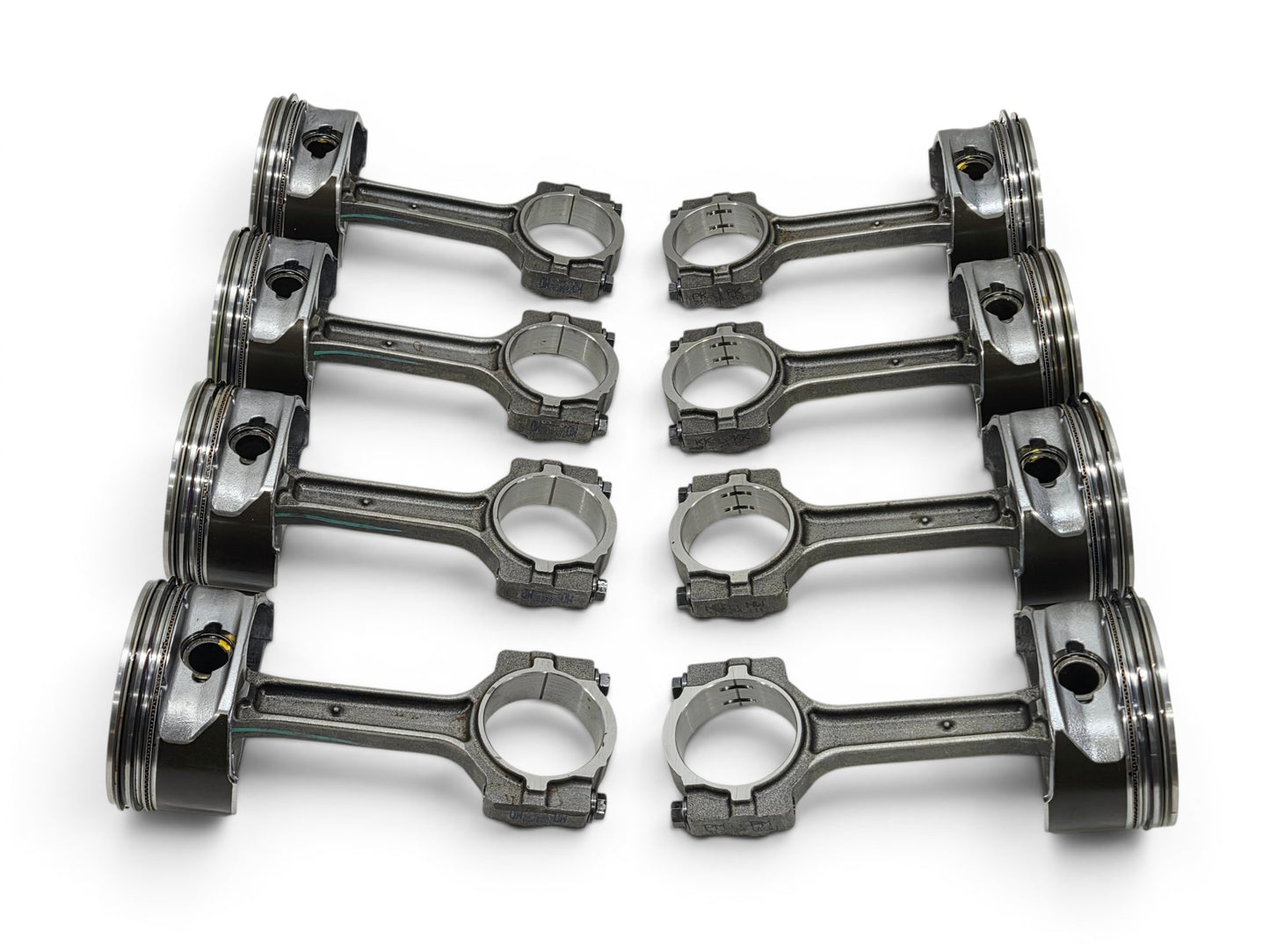 Send it Auto Parts set of 8 OEM GM 6.2L LS3 L92 L99 flat top pistons and connecting rods for V8 engines
