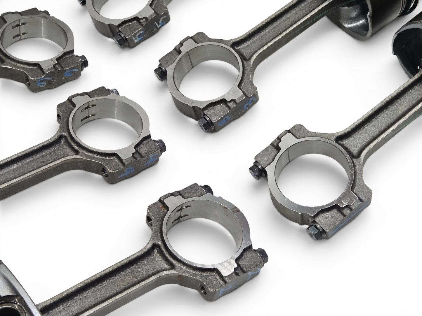 Send it Auto Parts set of 8 OEM GM 6.2L LS3 L92 L99 flat top pistons and connecting rods for Chevy V8 engines.