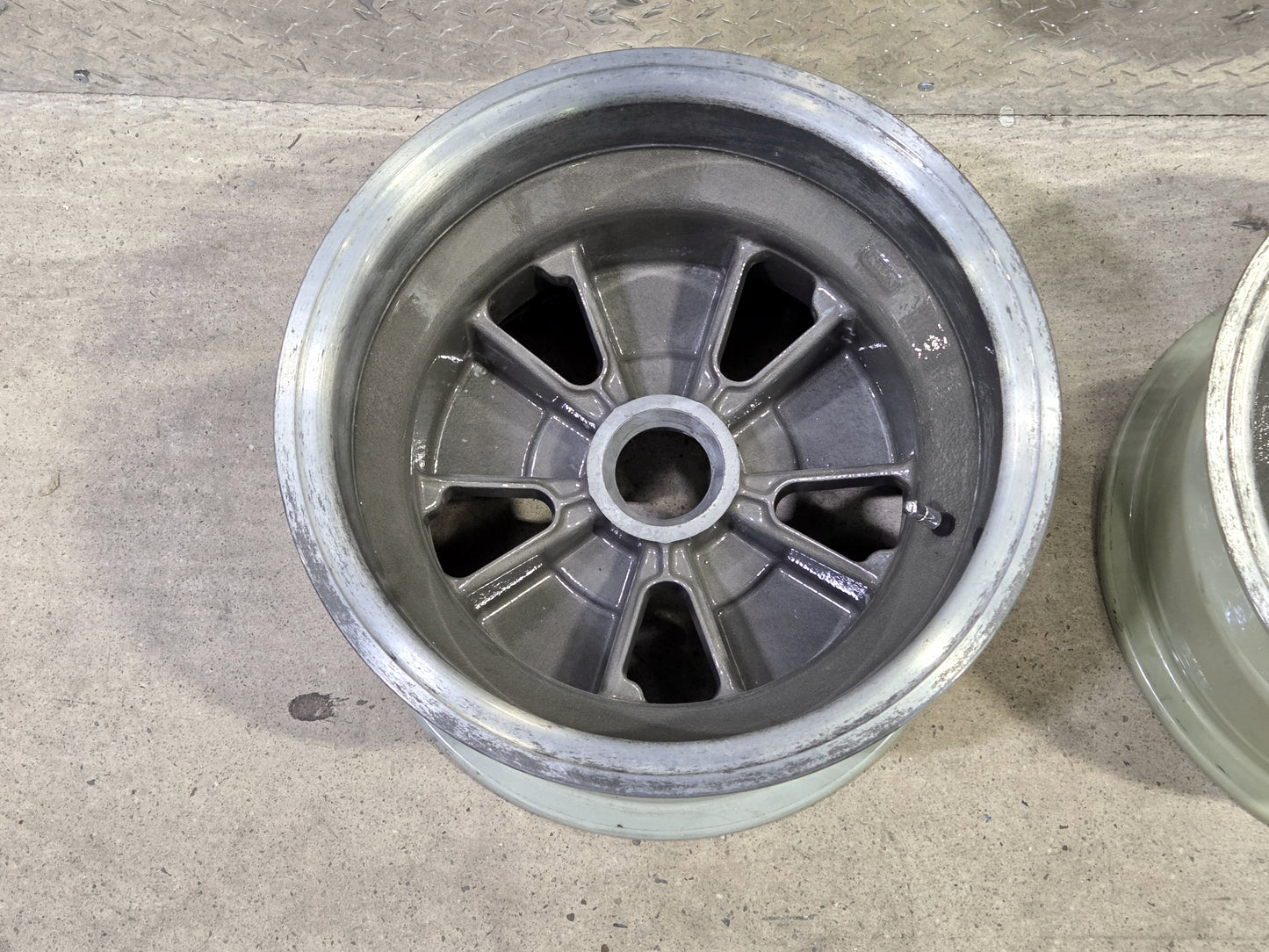 Superformance Grand Sport C2 Knockoff Replica Pin Drive Wheels - 3 Wheels