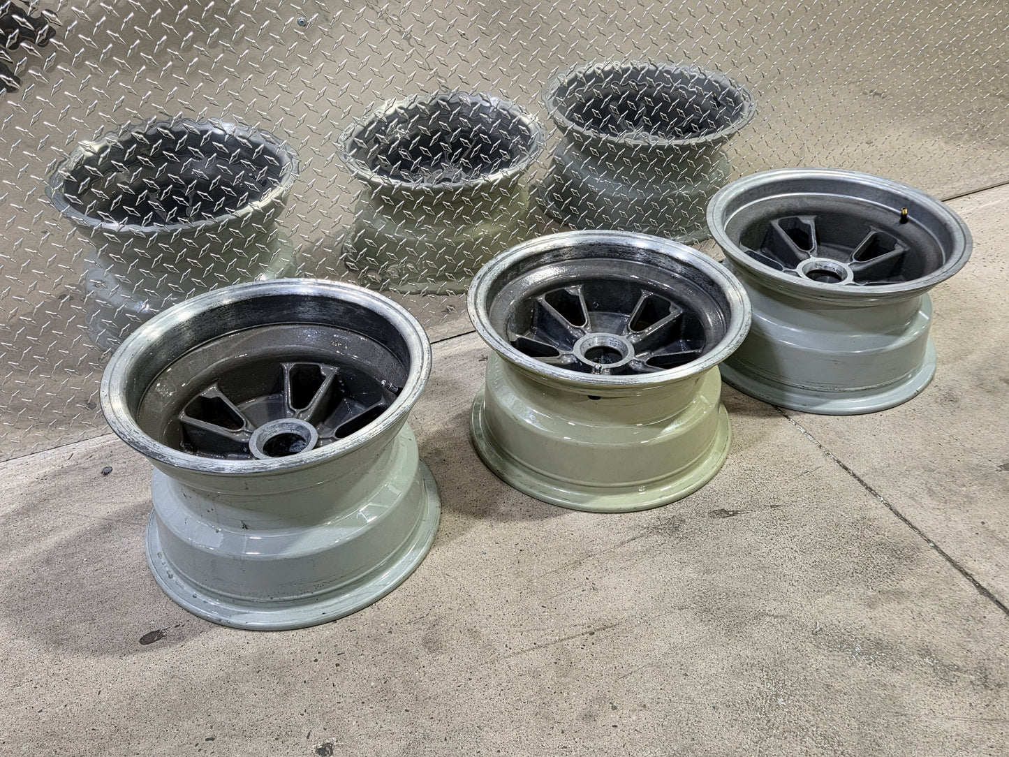 Superformance Grand Sport C2 Knockoff Replica Pin Drive Wheels - 3 Wheels
