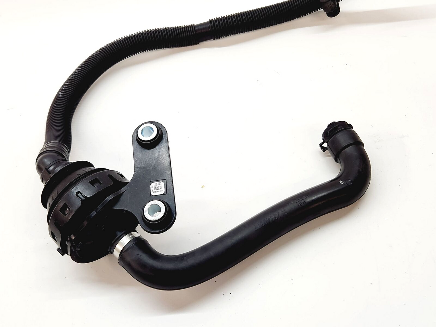 2016-2023 Chevy Camaro 6.2L LT1 Air Cleaner Intake Resonator Pipe OEM GM