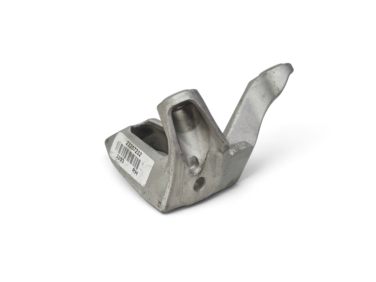 Send it Auto Parts OEM GM passenger side engine motor mount for 2014-2019 Chevy Corvette C7, part number 23207232.