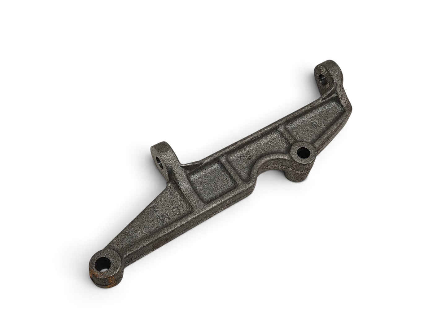Send it Auto Parts OEM GM 1964-1976 Corvette C2 C3 A/C compressor lower mounting bracket in cast iron