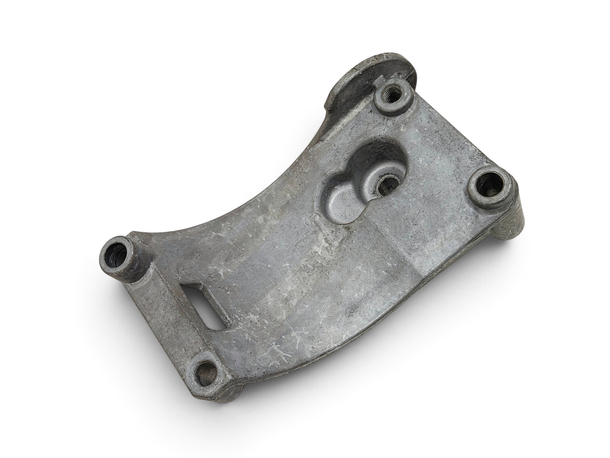 Send it Auto Parts OEM GM 12569286 air conditioning compressor bracket for 2005-2013 Chevrolet Corvette C6