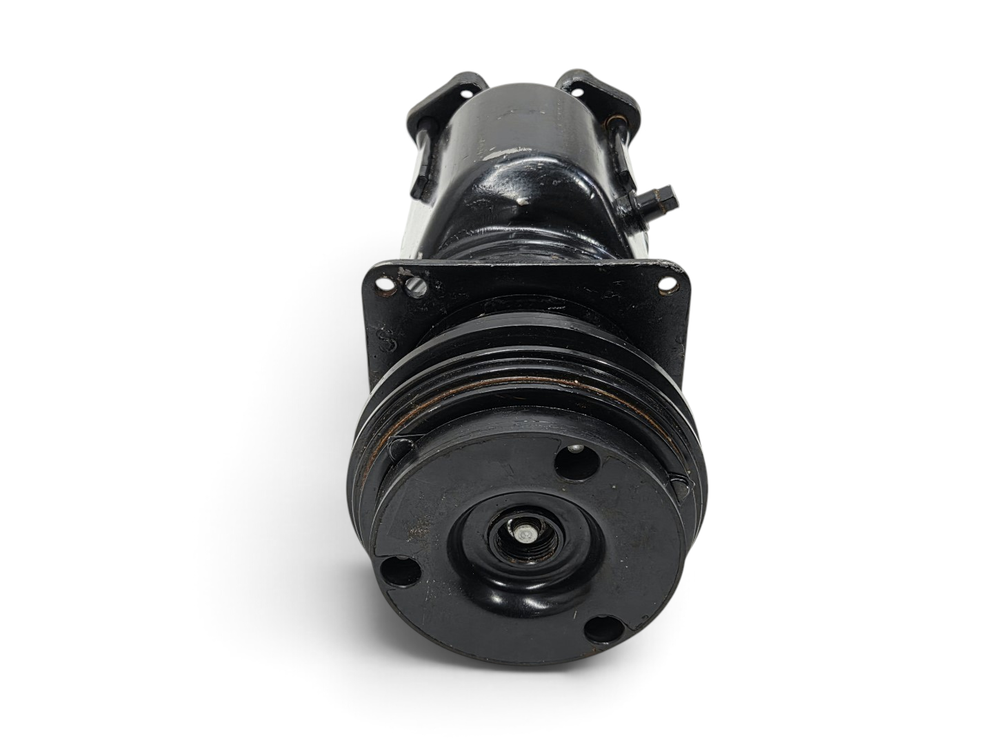 Send it Auto Parts rebuilt A6 air conditioning compressor for 1964-1976 Corvette C2 and C3 models