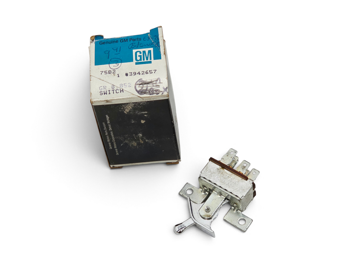 Send it Auto Parts OEM GM 1969-1976 Corvette C3 heater blower switch with original box and metal lever
